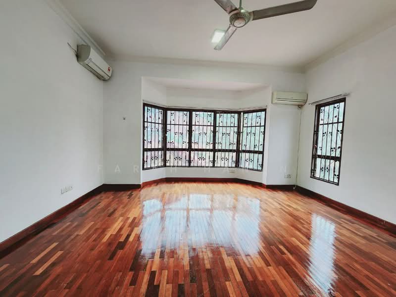 Rumah Teres 2.5 Tingkat untuk Dijual di Putrajaya (Putrajaya) - Farah Hanan - Living Room - PropertyGuru.com.my