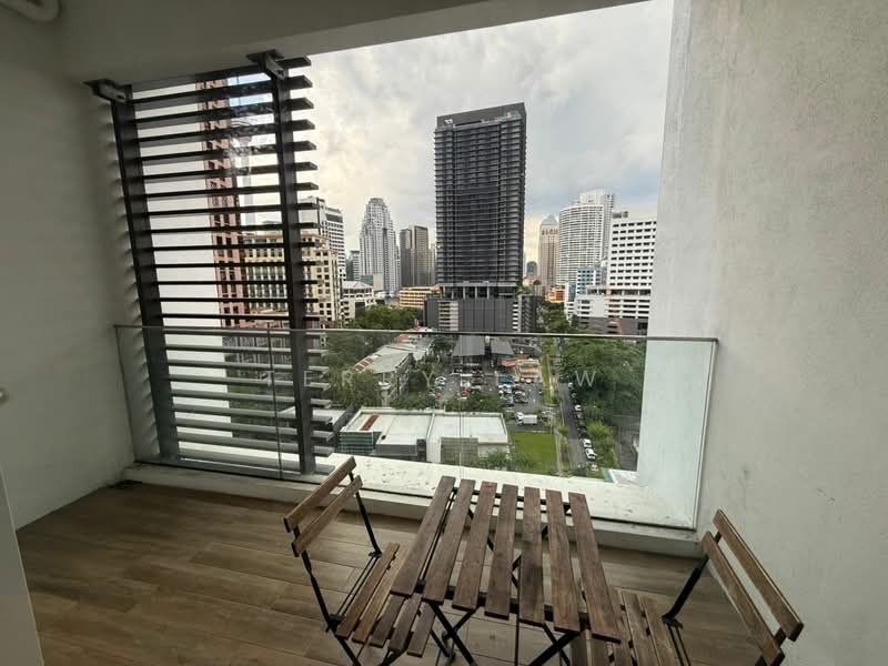 Servis Apartment untuk Disewa di Quill Residence - Terry Law - Balcony - PropertyGuru.com.my
