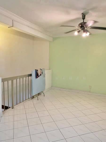 Condominium for Sale at Sri Suajaya Condominium - Farah Hanan - Living Room - PropertyGuru.com.my