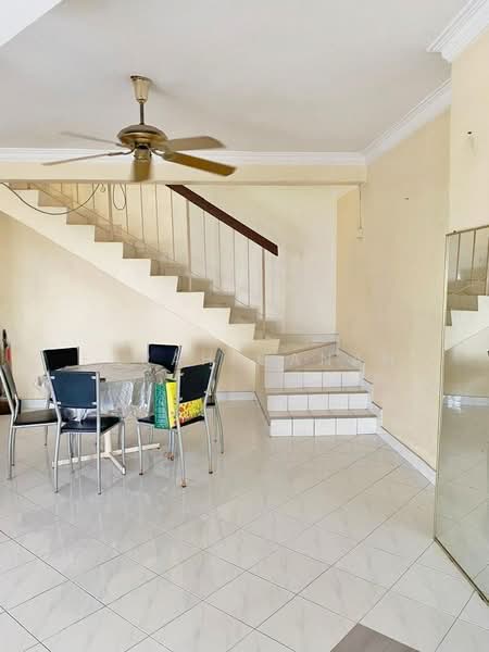 Condominium for Sale at Sri Suajaya Condominium - Farah Hanan - Interior - PropertyGuru.com.my