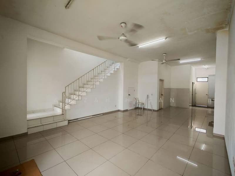 2-storey Terraced House for Sale in Eco Grandeur (Puncak Alam) - Azizah Hasan - Interior - PropertyGuru.com.my