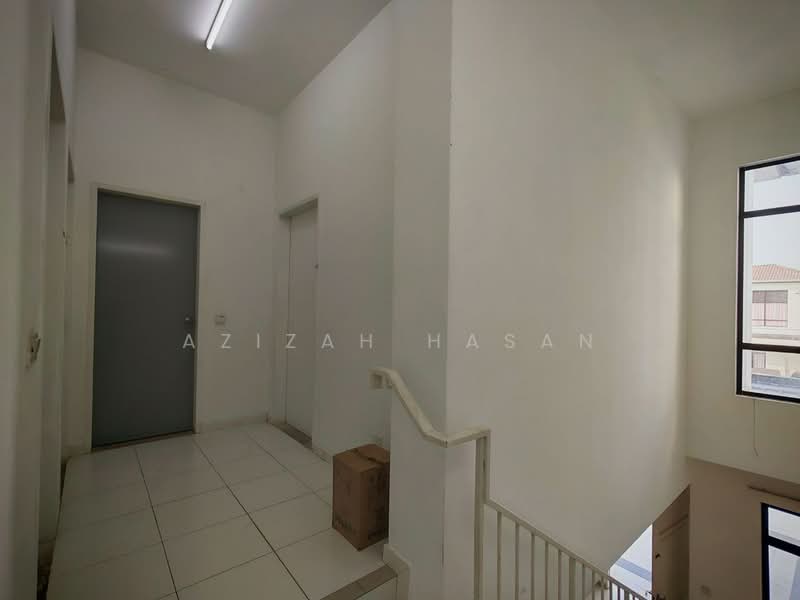 2-storey Terraced House for Sale in Eco Grandeur (Puncak Alam) - Azizah Hasan - Corridor - PropertyGuru.com.my