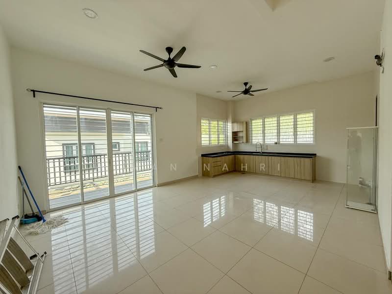 Bungalow for Sale in Sungai Merab (Dengkil) - Ilman Nahri - Kitchen - PropertyGuru.com.my