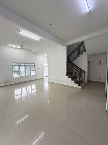 Cluster House for Sale in Nusantara Prima (Gelang Patah) - Ferene Fong - Living Room - PropertyGuru.com.my
