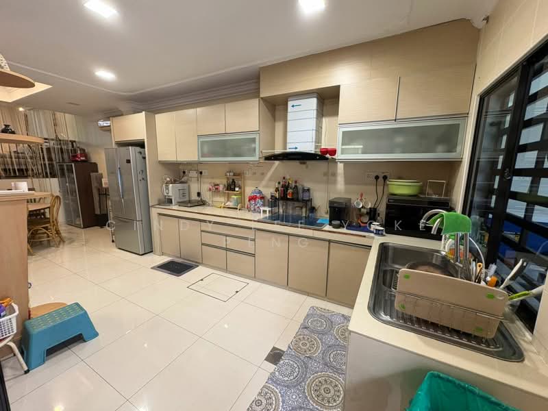 2-storey Terraced House for Sale in Taman Desa (Kuala Lumpur) - Cindy Lee Yoke Peng - Kitchen - PropertyGuru.com.my