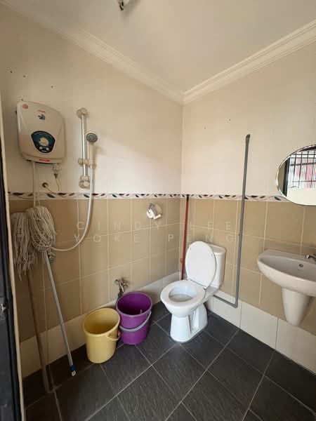 2-storey Terraced House for Sale in Taman Desa (Kuala Lumpur) - Cindy Lee Yoke Peng - Bathroom - PropertyGuru.com.my