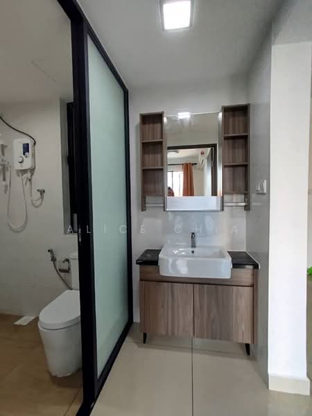 Service Residence for Rent at Country Garden Central Park - Alice Chia - Bathroom - PropertyGuru.com.my