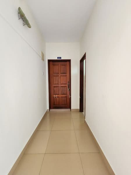 Apartment for Sale at Pangsapuri Miro - Farah Hanan - Corridor - PropertyGuru.com.my