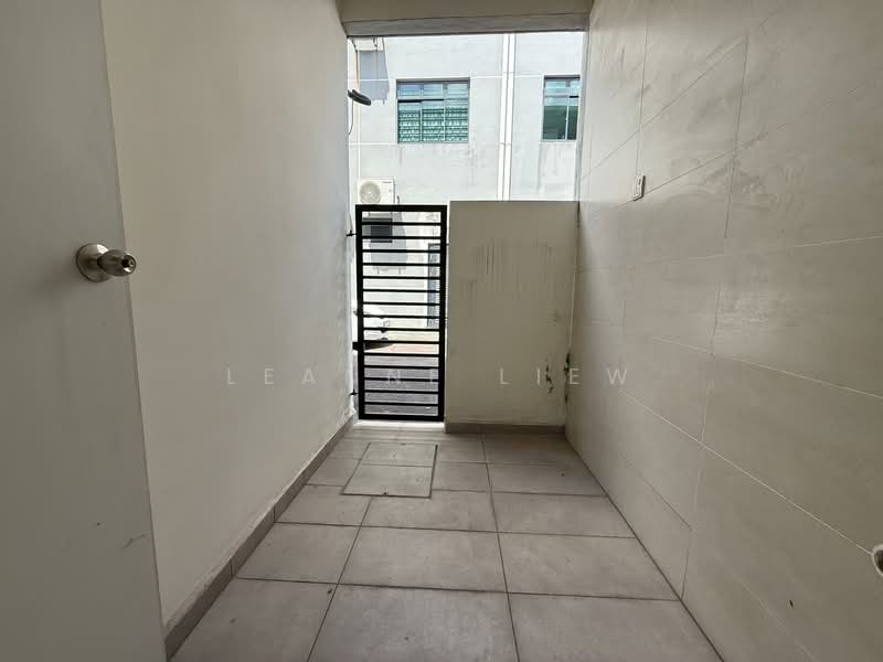 2-storey Terraced House for Sale in Taman Sutera (Johor Bahru) - Leanne Liew - Entrance - PropertyGuru.com.my