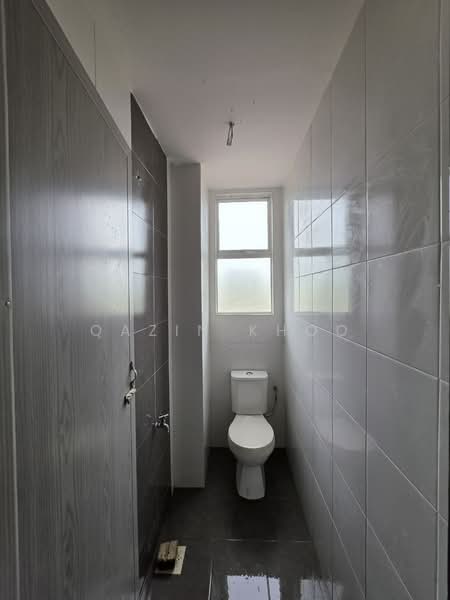 Kedai untuk Disewa di Kampar Putra (Kampar) - Qazin Khoo - Bathroom - PropertyGuru.com.my