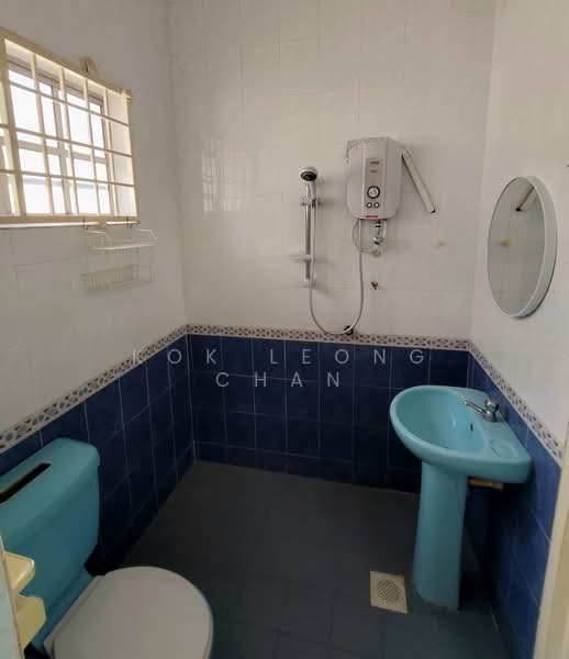 2-storey Terraced House for Rent in Usj 6 (Subang Jaya) - Kok Leong Chan - Bathroom - PropertyGuru.com.my