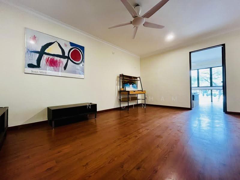 3-storey Terraced House for Sale in Mutiara Tropicana (Petaling Jaya) - Nurul Hisham Nordin - Living Room - PropertyGuru.com.my