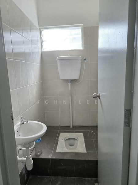 Shop / Office for Rent in Sepang (Selangor) - John Lee - Bathroom - PropertyGuru.com.my