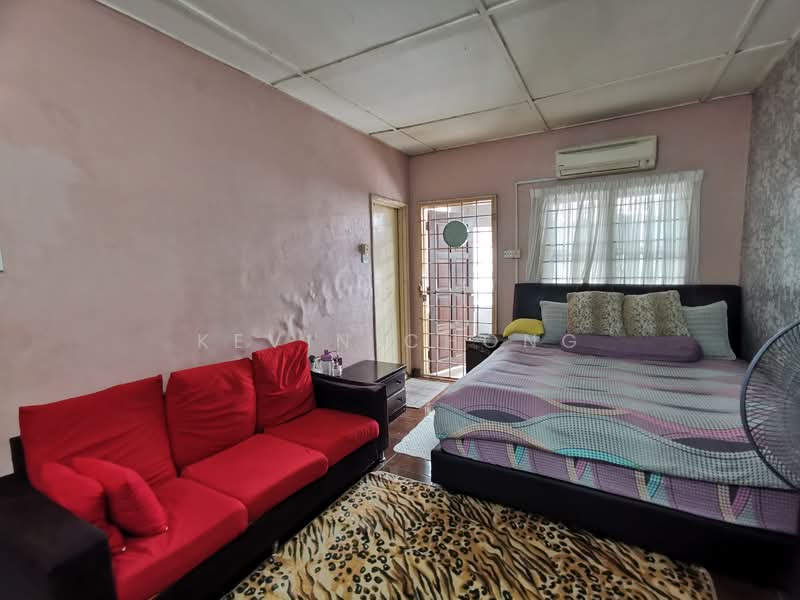 Rumah Teres 2 Tingkat untuk Dijual di Pjs 10 (Sunway) - Kevin Chong - Bedroom - PropertyGuru.com.my