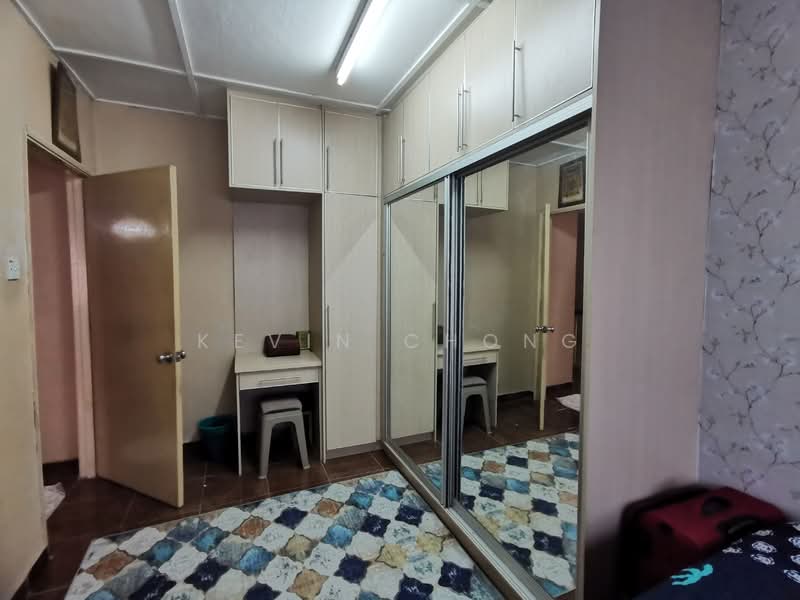 Rumah Teres 2 Tingkat untuk Dijual di Pjs 10 (Sunway) - Kevin Chong - Bedroom - PropertyGuru.com.my
