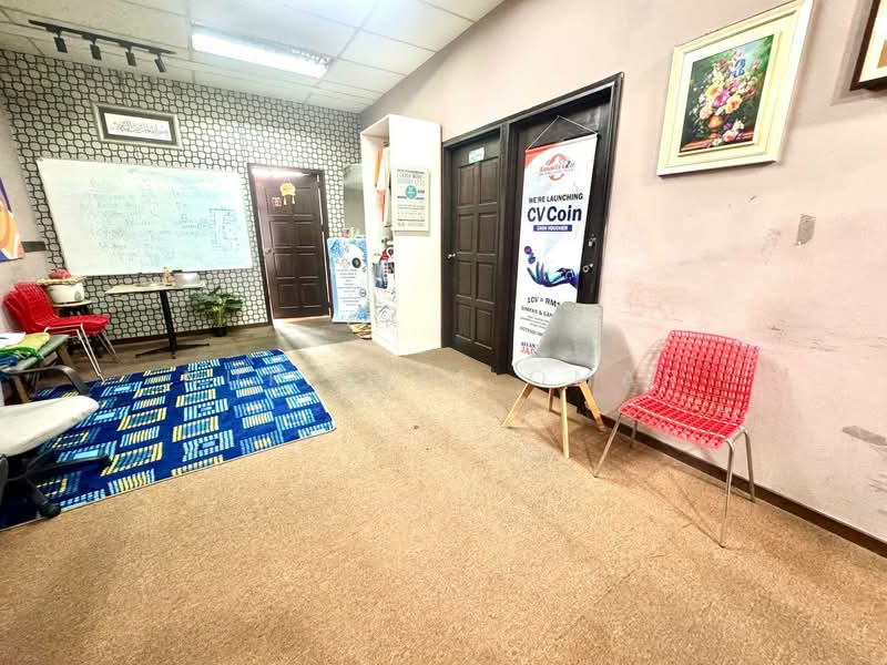 Kedai / Pejabat untuk Dijual di Dengkil (Selangor) - Nur Alia Omar - Interior - PropertyGuru.com.my