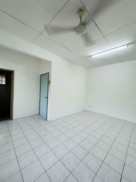 3-storey Terraced House for Sale in Kota Kemuning (Shah Alam) - Nur Alia Omar - Interior - PropertyGuru.com.my