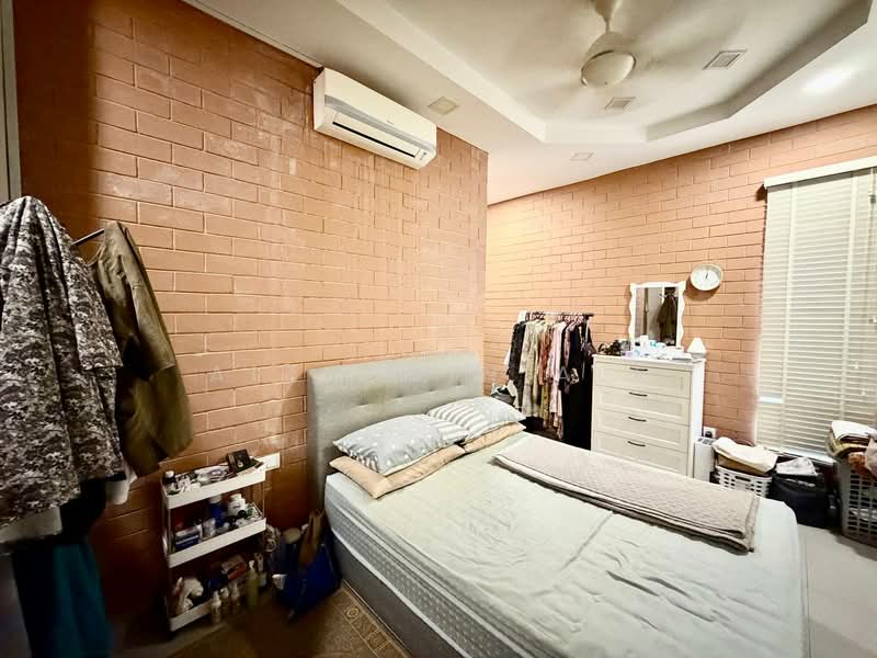 3-storey Terraced House for Sale in Taman Setiawangsa (Setiawangsa) - Aizuddin Ali - Bedroom - PropertyGuru.com.my