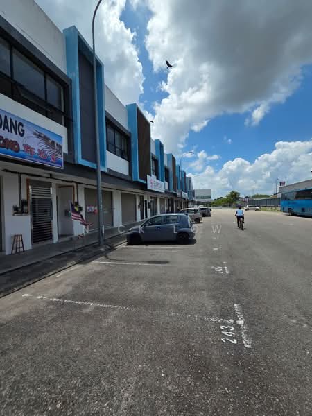 Shop for Rent in Tmn Perindustrian Pekan Nenas 1 (Pekan Nanas) - Nick Low - Exterior - PropertyGuru.com.my