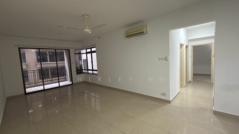 Kondominium untuk Dijual di Royal Domain Sri Putramas 2 - Shirley Ng - Living Room - PropertyGuru.com.my