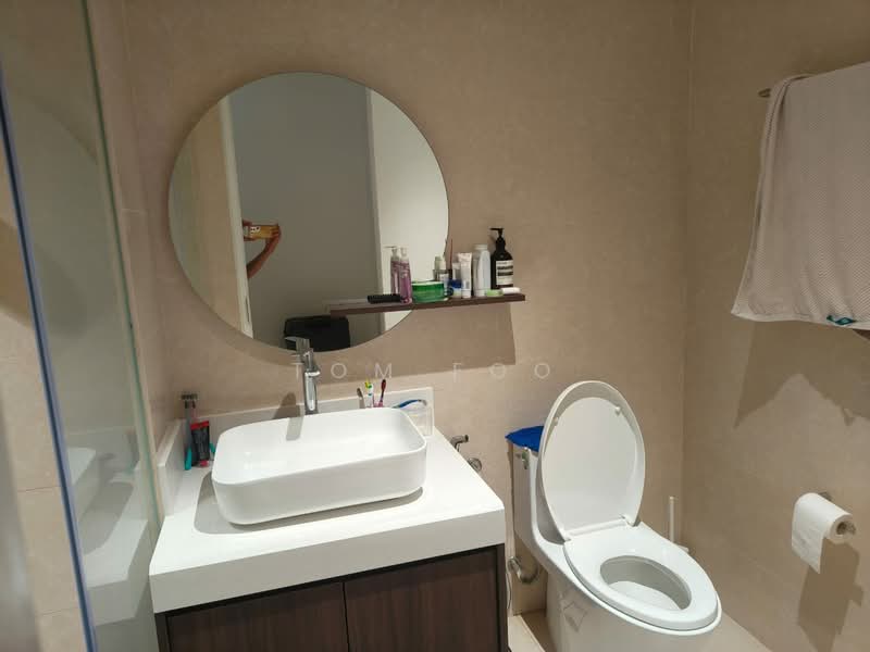 Servis Apartment untuk Disewa di Pavilion Ceylon Hill - Tom Foo - Bathroom - PropertyGuru.com.my