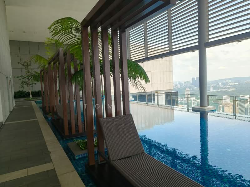 Servis Apartment untuk Disewa di Pavilion Ceylon Hill - Tom Foo - Pool - PropertyGuru.com.my