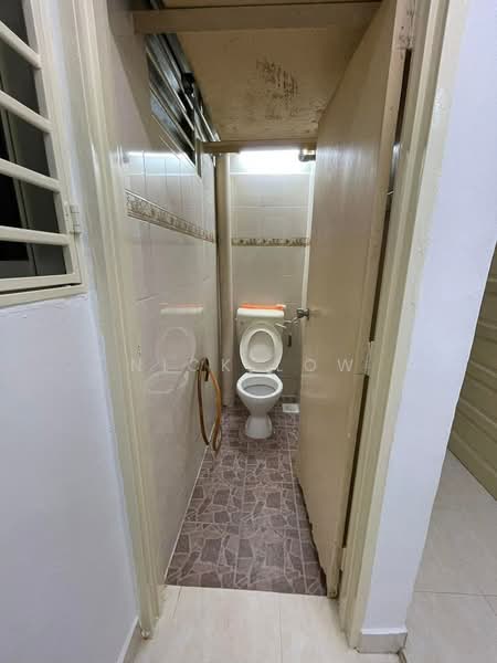 Rumah Flat untuk Disewa di Rumah Pangsa Sri Orkid - Nick Low - Bathroom - PropertyGuru.com.my