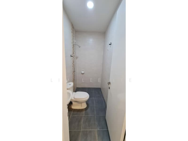 Semi-Detached House for Sale in Setia Eco Park (Setia Alam) - Lim Lee Lee - Bathroom - PropertyGuru.com.my