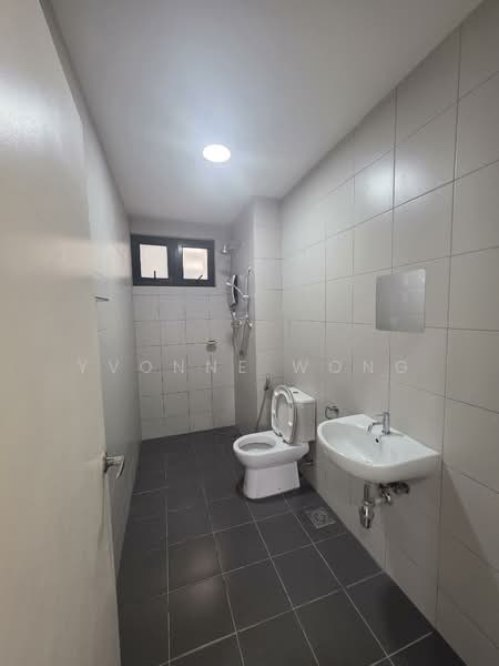 Service Residence for Sale at Meridin Suites @ The Meridin - Yvonne Wong - Bathroom - PropertyGuru.com.my