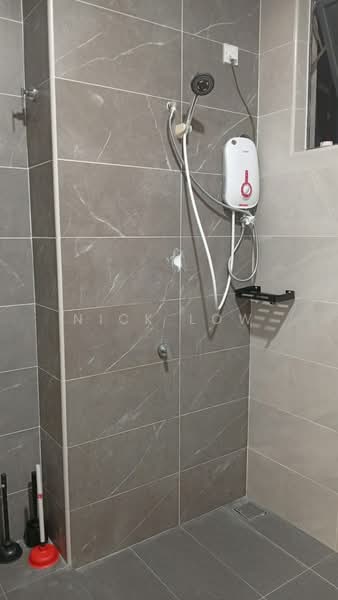 2-storey Terraced House for Rent in Taman Sutera Utama (Skudai) - Nick Low - Bathroom - PropertyGuru.com.my