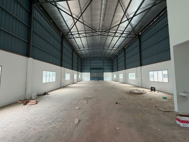 Factory for Rent in Kawasan Perindustrian Nafiri (Sungai Jawi) - Ashley Tan - Interior - PropertyGuru.com.my