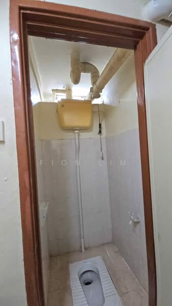 Flat for Sale at Taman Tampoi Indah - Fion Lim - Bathroom - PropertyGuru.com.my