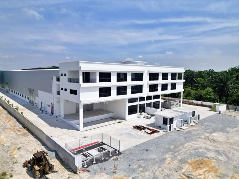 Semi-D Factory for Sale in Banting (Selangor) - Shiqin Saidin - Exterior - PropertyGuru.com.my