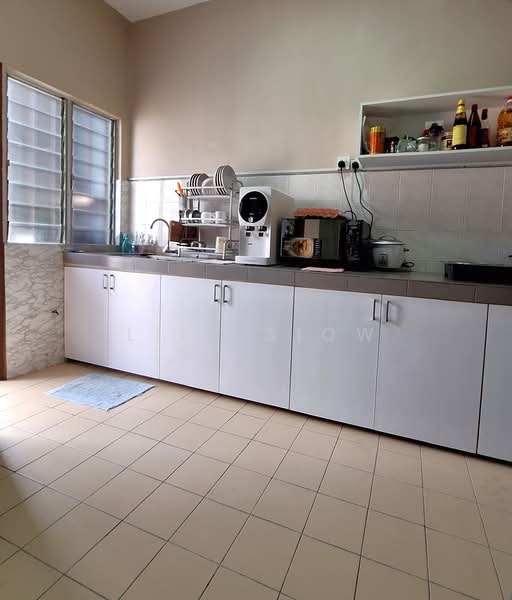 Rumah Teres 2 Tingkat untuk Dijual di Taman Puncak Jalil (Seri Kembangan) - Lily Siow - Kitchen - PropertyGuru.com.my