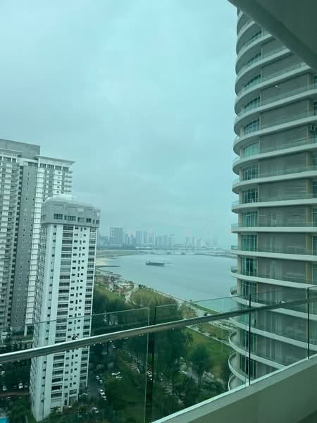 Kondominium untuk Dijual di 8 Gurney (The Shore Condominium) - Irene Goh - Exterior - PropertyGuru.com.my