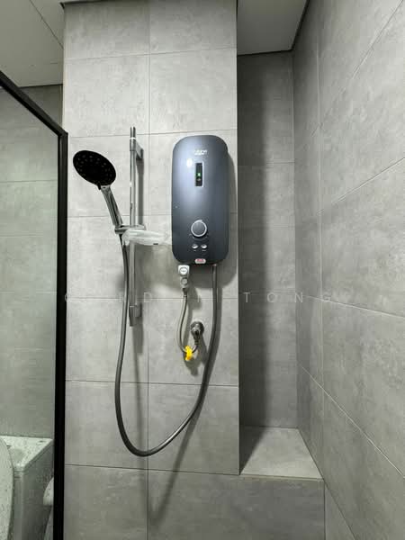 Servis Apartment untuk Disewa di Cubic Botanical - Gordon Tong - Bathroom - PropertyGuru.com.my