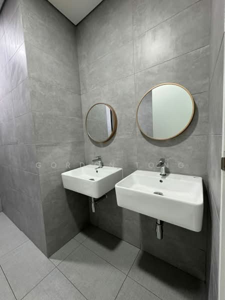 Servis Apartment untuk Disewa di Cubic Botanical - Gordon Tong - Bathroom - PropertyGuru.com.my