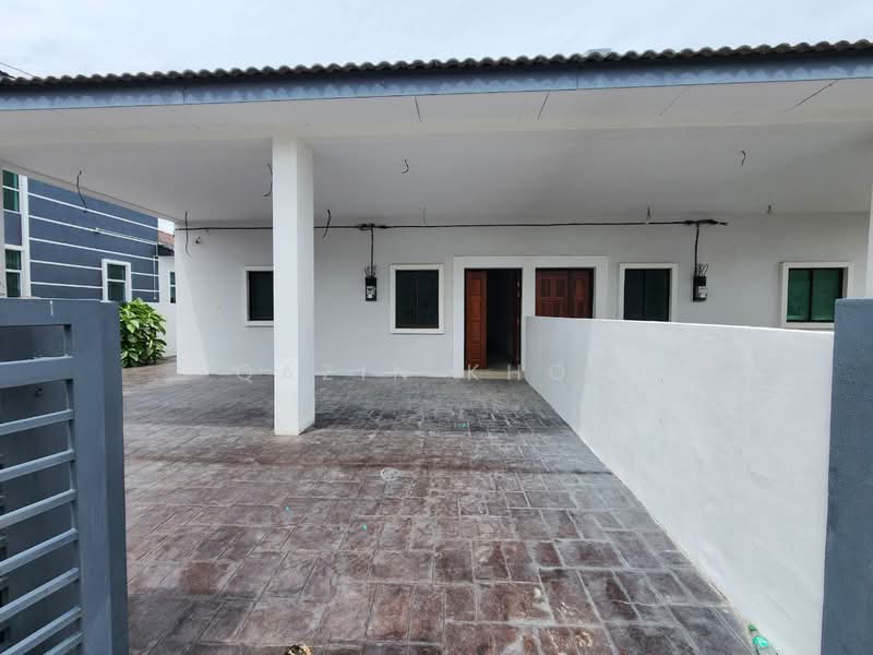 Semi-Detached House for Sale in Bandar Seri Botani (Simpang Pulai) - Qazin Khoo - Exterior - PropertyGuru.com.my