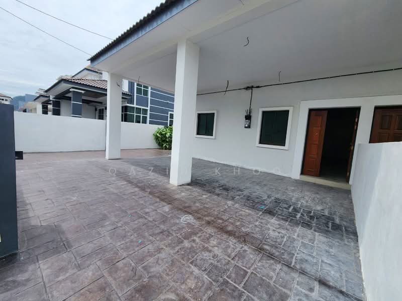 Semi-Detached House for Sale in Bandar Seri Botani (Simpang Pulai) - Qazin Khoo - Exterior - PropertyGuru.com.my
