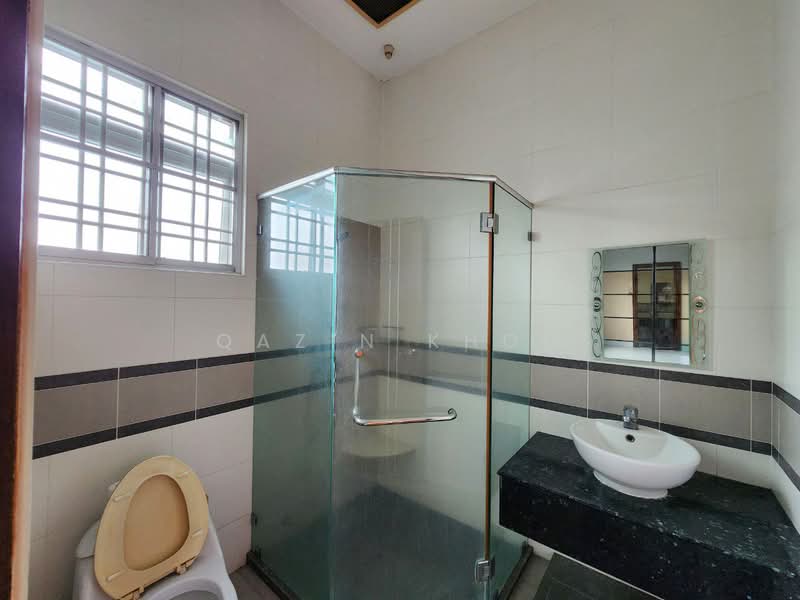 Rumah Banglo untuk Dijual di Taman Mansion (Ipoh) - Qazin Khoo - Bathroom - PropertyGuru.com.my