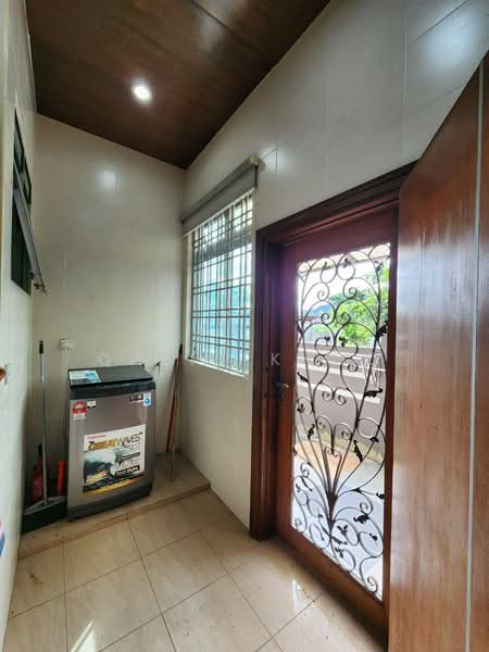Rumah Banglo untuk Dijual di Taman Mansion (Ipoh) - Qazin Khoo - Entrance - PropertyGuru.com.my