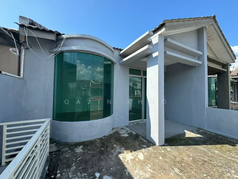 2-storey Terraced House for Sale in Kelebang (Ipoh) - Qazin Khoo - Exterior - PropertyGuru.com.my