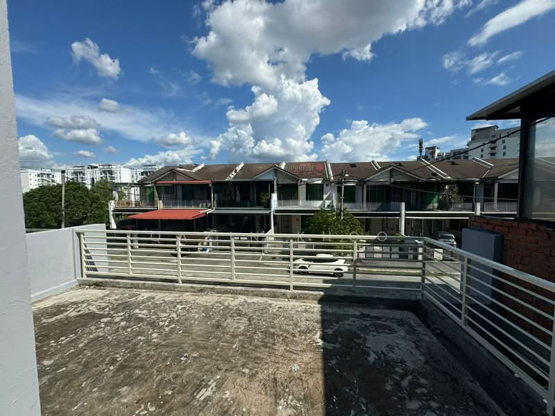 2-storey Terraced House for Sale in Kelebang (Ipoh) - Qazin Khoo - PropertyGuru.com.my