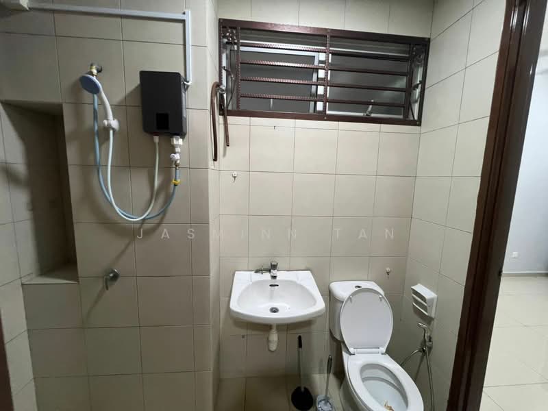 3-storey Terraced House for Sale in Bandar Botanic (Klang) - Jasminn Tan - Bathroom - PropertyGuru.com.my