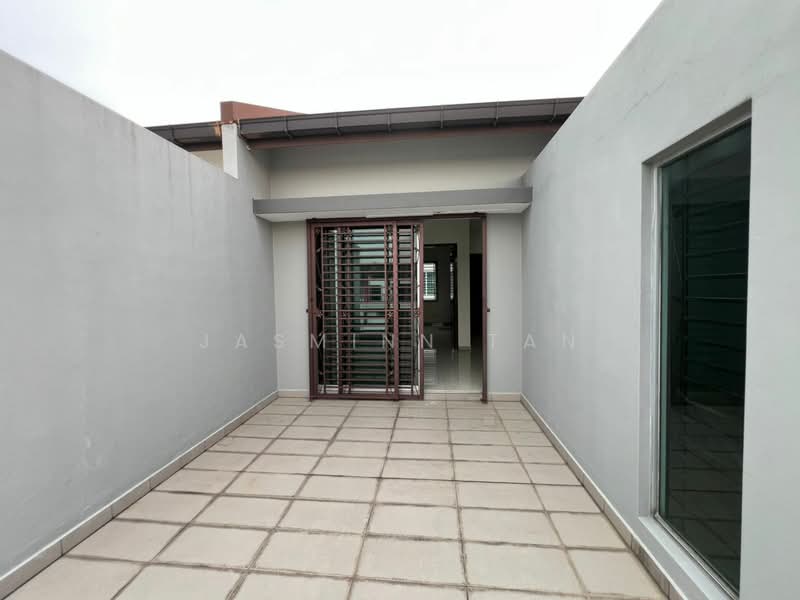 3-storey Terraced House for Sale in Bandar Botanic (Klang) - Jasminn Tan - Exterior - PropertyGuru.com.my
