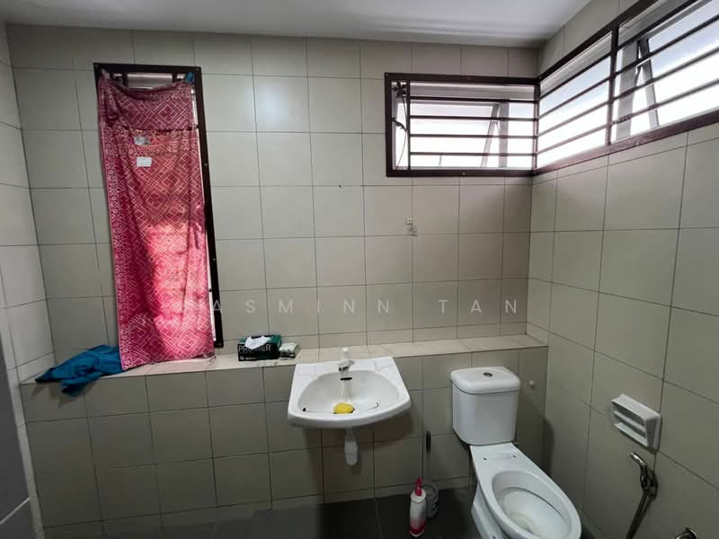 3-storey Terraced House for Sale in Bandar Botanic (Klang) - Jasminn Tan - Bathroom - PropertyGuru.com.my