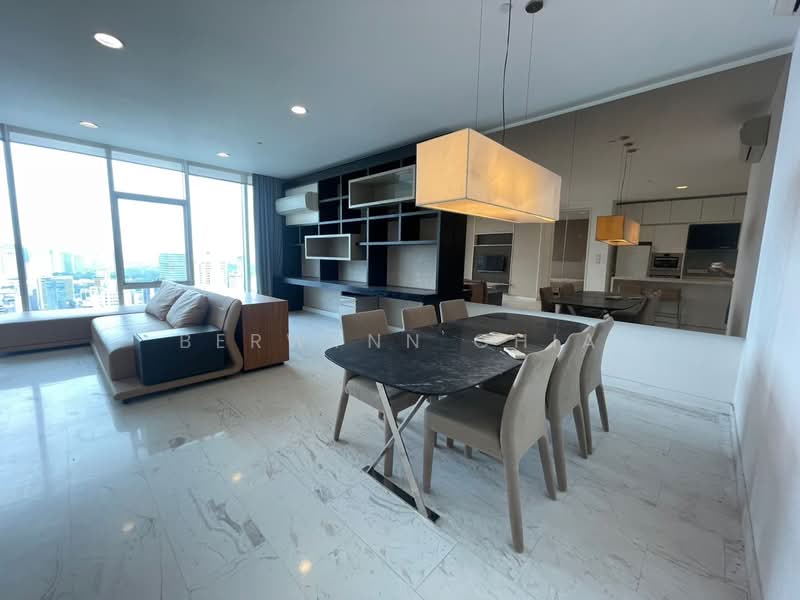 Servis Apartment untuk Disewa di The Face Suites (Platinum Suites) - Berwynn Chia - Living Room - PropertyGuru.com.my