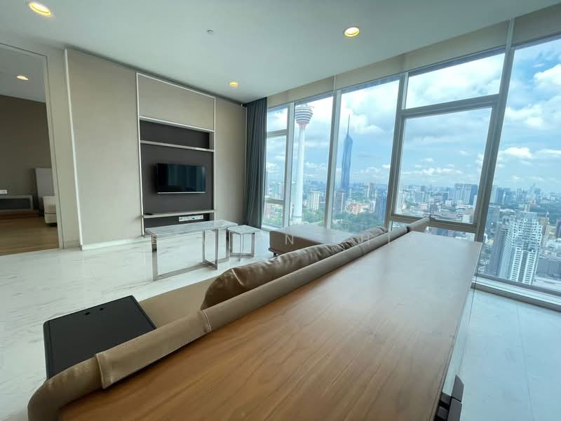 Servis Apartment untuk Disewa di The Face Suites (Platinum Suites) - Berwynn Chia - Living Room - PropertyGuru.com.my