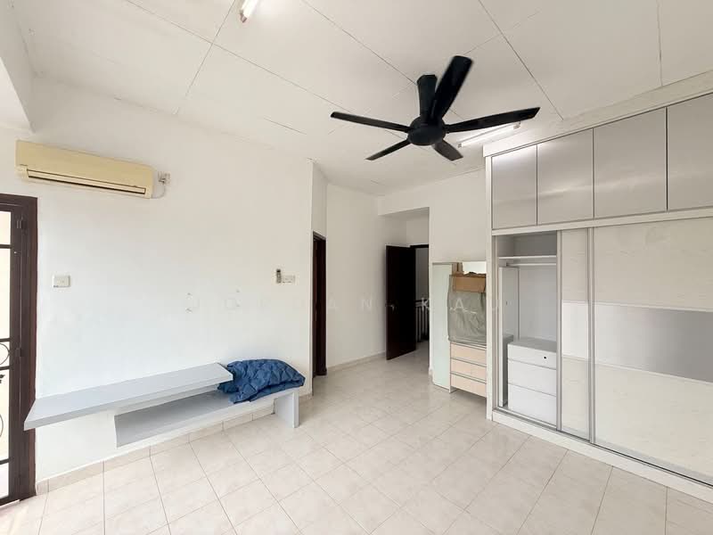 2-storey Terraced House for Sale in Taman Seri Austin (Tebrau) - Jordan Kau - Interior - PropertyGuru.com.my