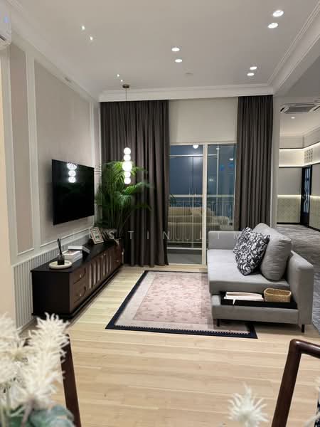 Servis Apartment untuk Dijual di Tuan Straits Residency - Justin Lim - Living Room - PropertyGuru.com.my